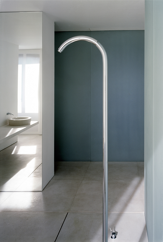 Girombelli Apartment